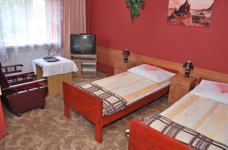 Hotel Skarpa Sejny Quarto foto